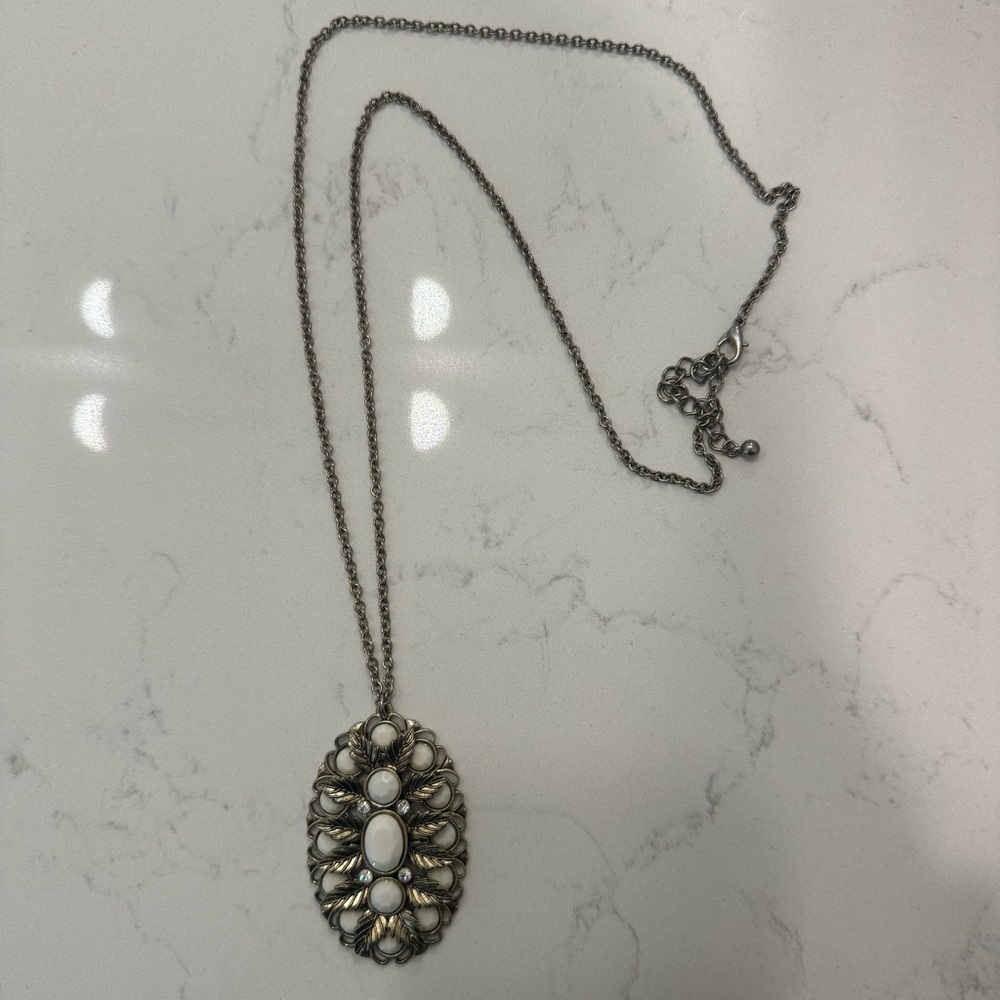 Beaded Pendant Necklace
